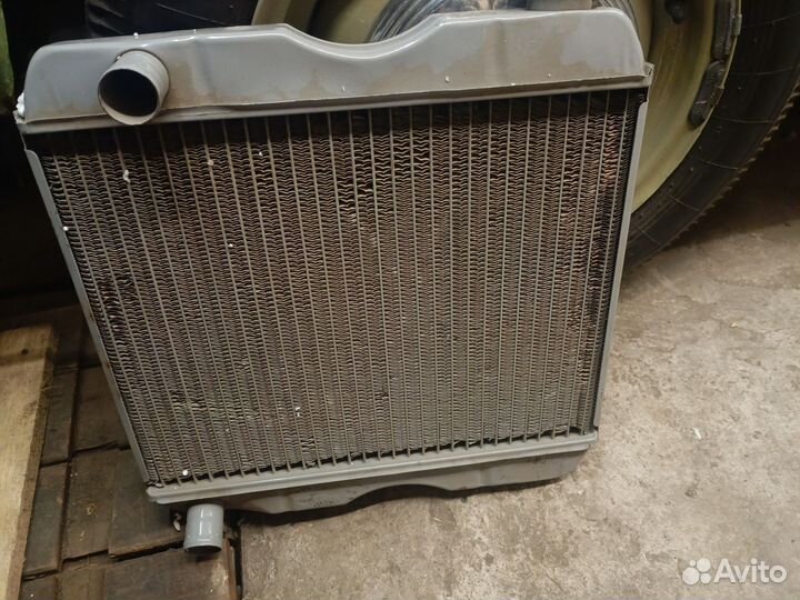 Радиатор охлаждения Москвич иж 412, 2715, 2140