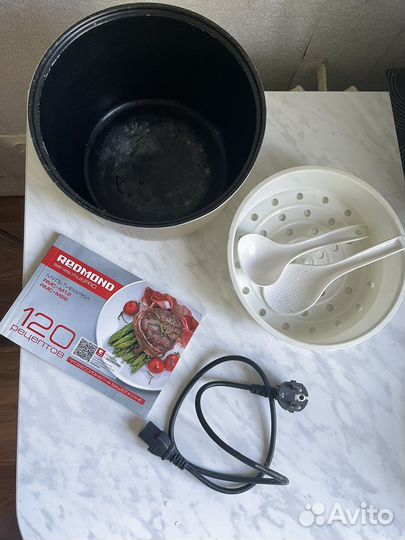 Мультиварка redmond rmc m22