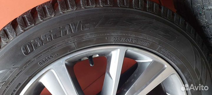 Toyo Observe GSi-5 235/60 R18 107V