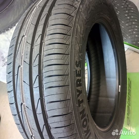 Ikon Tyres Autograph Aqua 3 SUV 235/65 R17 108