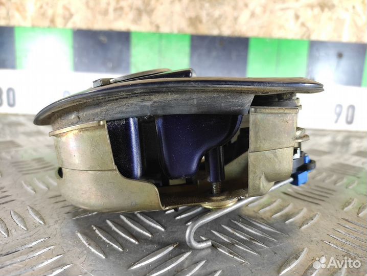 Ручка багажника наружняя Opel Omega B