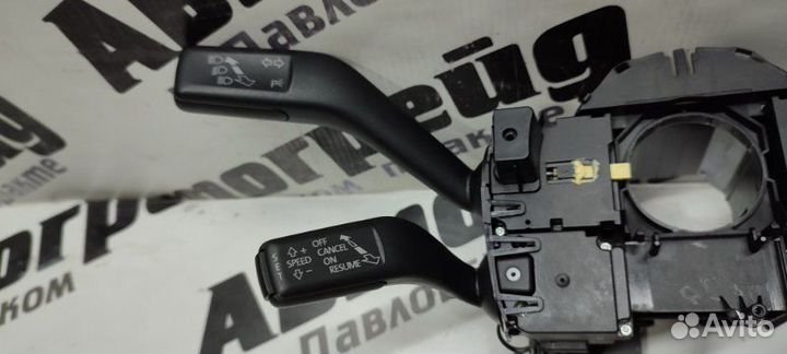 Блок подрулевых переключателей Volkswagen Passat