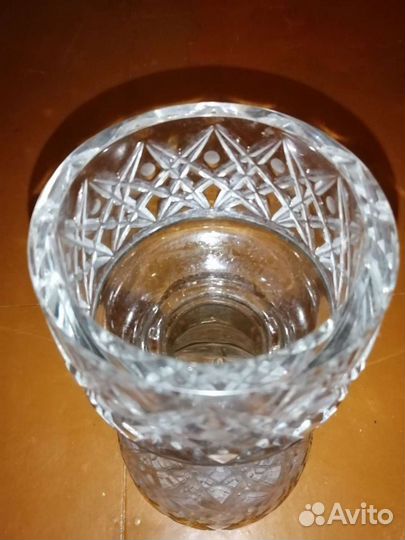Ваза хрустальная