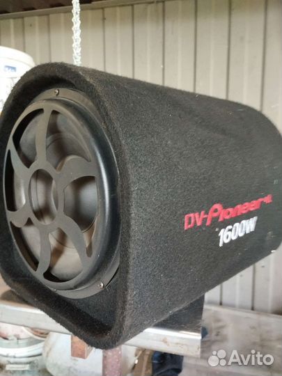 Активный сабвуфер