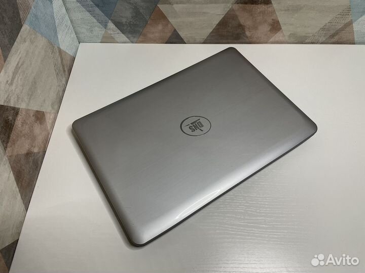 Ноутбук DNS/ 1 тб HDD/ 4гб озу