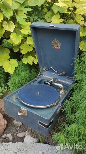 Патефон Коломенский завод СССР