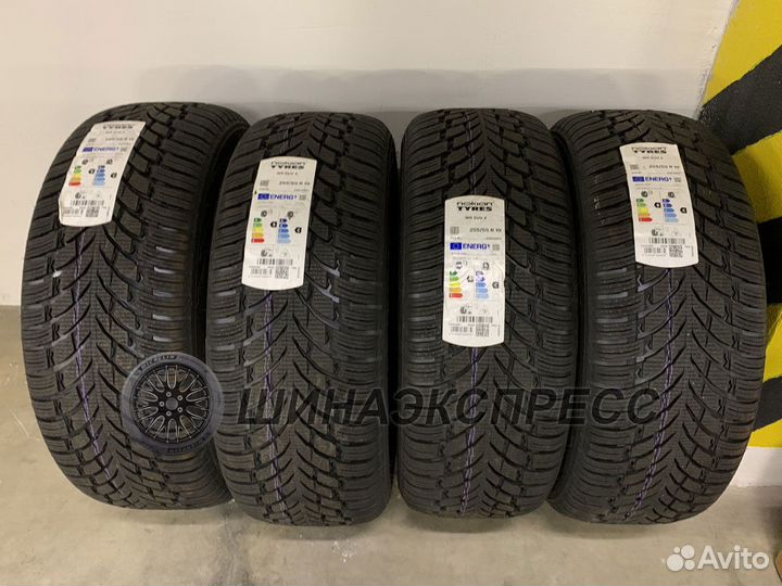 Nokian Tyres WR SUV 4 255/55 R19 111V