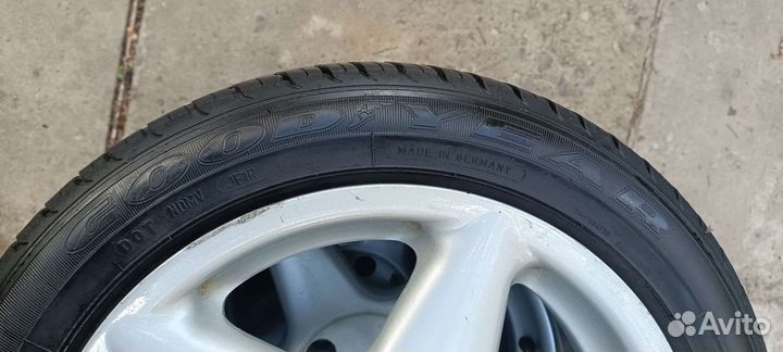 Goodyear EfficientGrip 195/95
