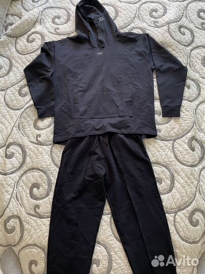 Спортивный костюм женский