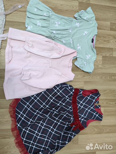 Пакет платьев для девочки 104 110