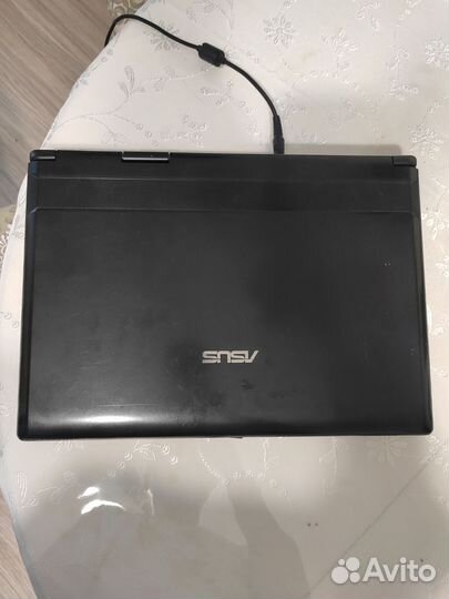 Ноутбук asus
