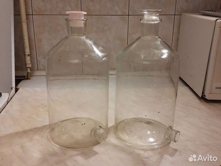 Бутылка стеклянная 3л