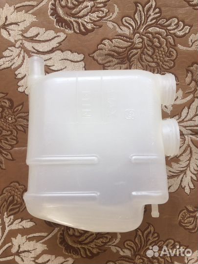 Расширительный бачок 21083-1311014