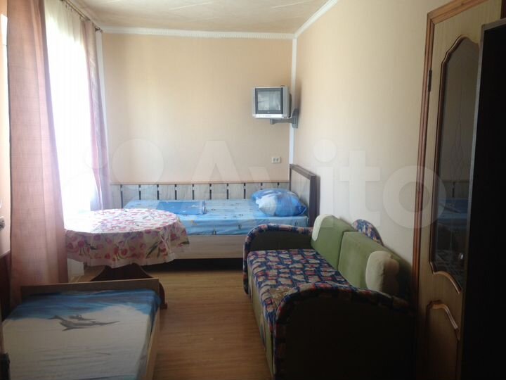 Комната 20 м² в > 9-к., 1/2 эт.