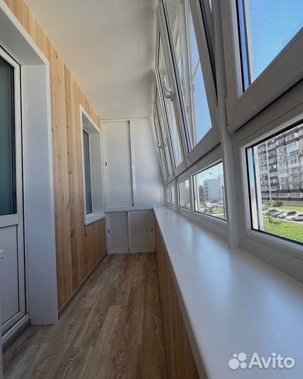 Отделка и остекление балконов под ключ