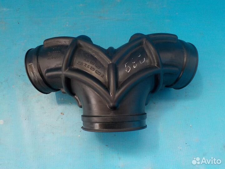 Патрубок воздушного фильтра volkswagen Touareg 200