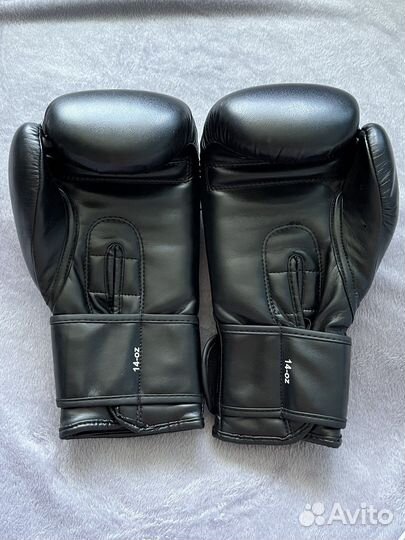 Боксерские перчатки взрослые
