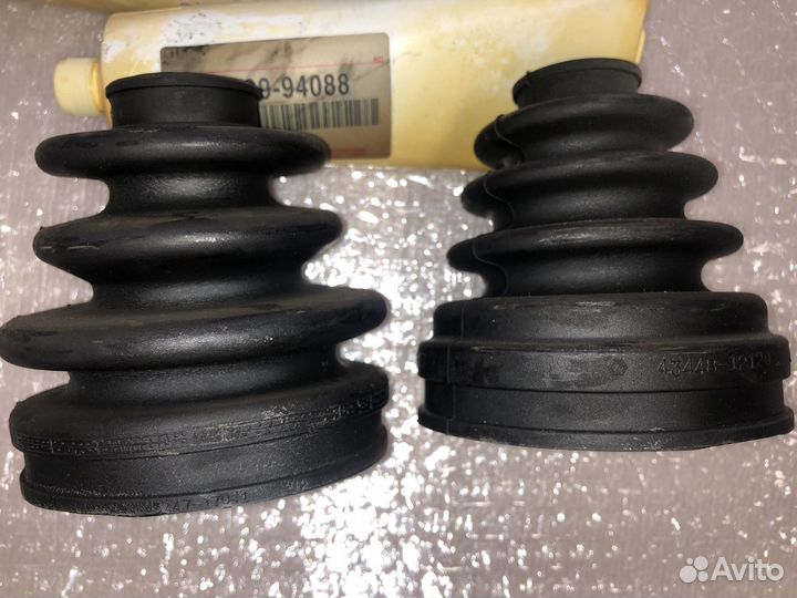 Пыльники привода 3SFE toyota 0443820131