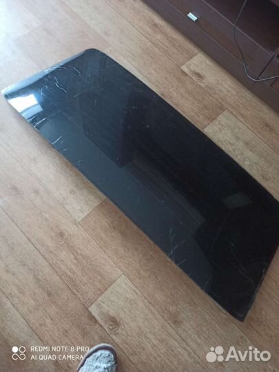 Заднее стекло