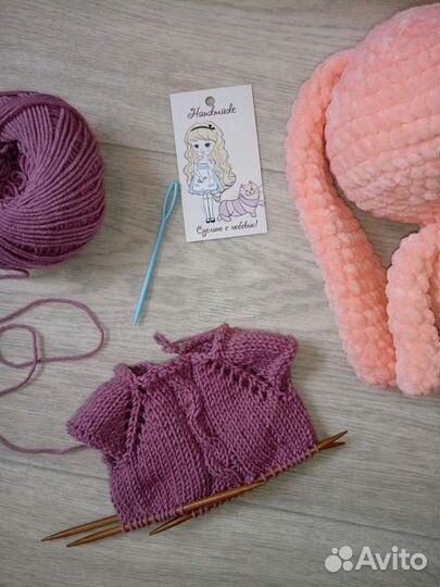 Вязаный заяц