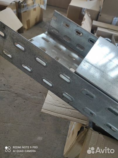 Лоток PNK 300х100х2500х0,7 перфорированный