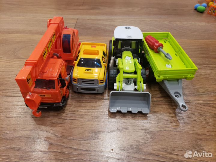 Детские машинки игрушки 3шт отличное состояние б/у