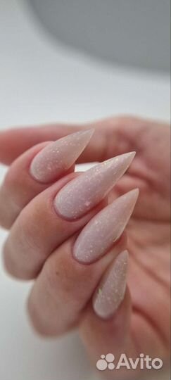 Мастер маникюра и педикюра