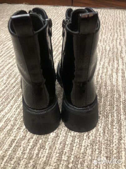 Ботинки женские