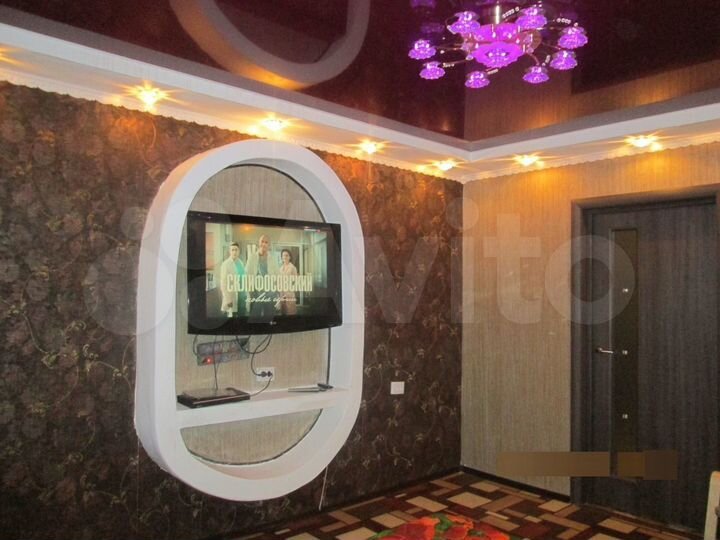 1-к. квартира, 40 м², 1/10 эт.