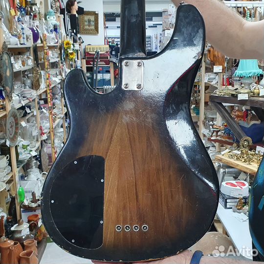 Бас-гитара 4-х струнная Jolana SuperStar