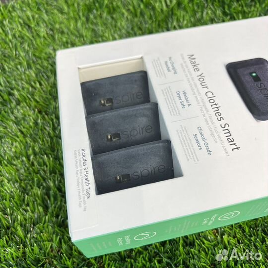 Фитнес трекер Spire Health Tag