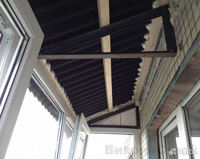 Крыша из профнастила для балконов