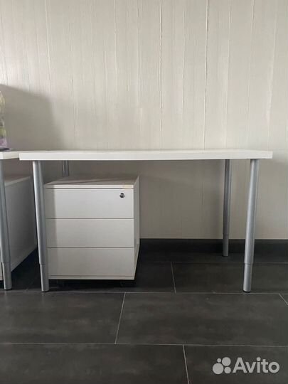 Стол и тумба IKEA