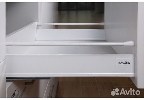 Ящик старт 500мм с доводчиком, серый, с релингом