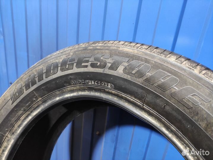 Bridgestone Dueler H/L 33 235/60 R18