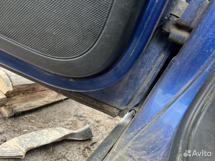 Дверь задняя левая Chery M 11