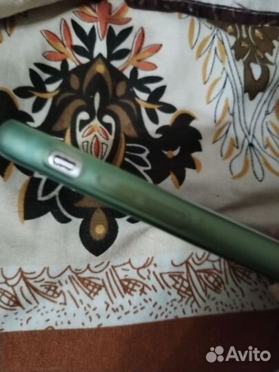 Телефон iPhone 6s