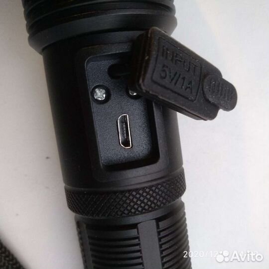 Новый мощный фонарь XHP50.2