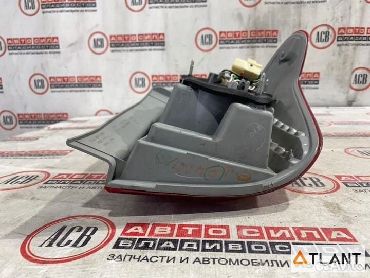 Стоп-сигнал левый toyota corolla fielder