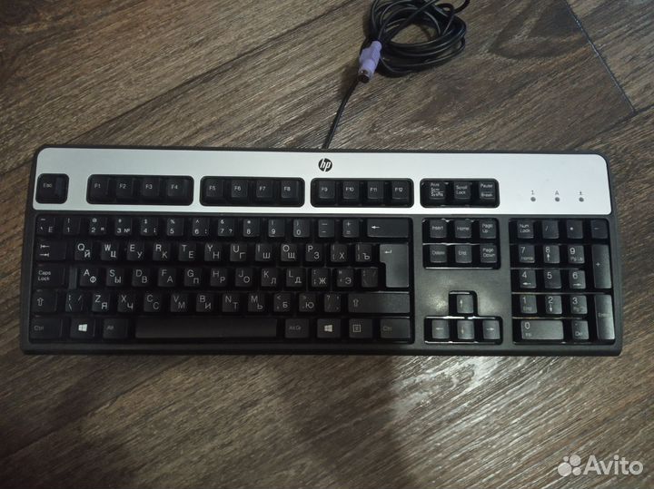 Клавиатура с круглым разъёмом PS/2