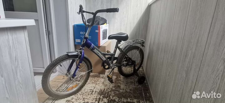 Велосипед буду 18 дюймов