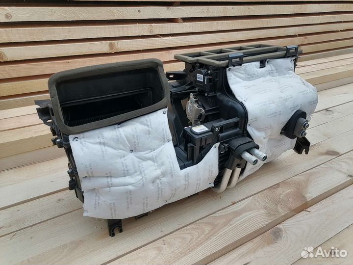 Kia quoris KH Корпус отопителя отопитель в сборе