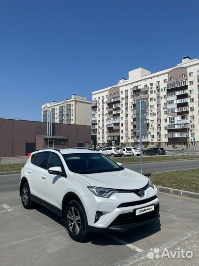 Toyota RAV4 2.2 AT, 2019, 100 000 км