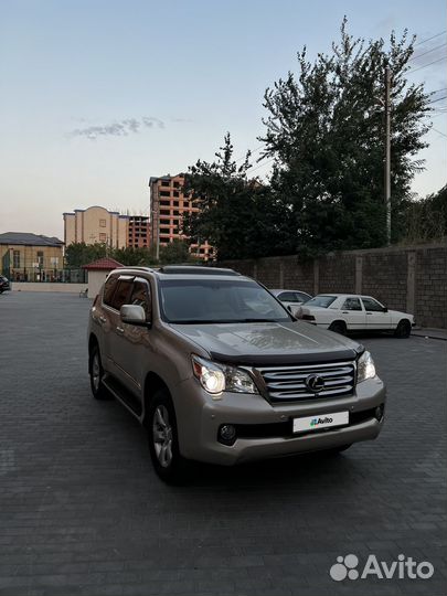 Lexus GX, 2010