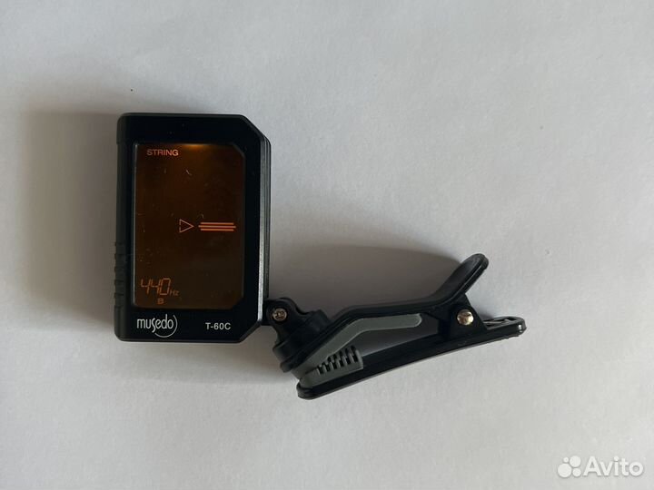 Тюнер для гитары