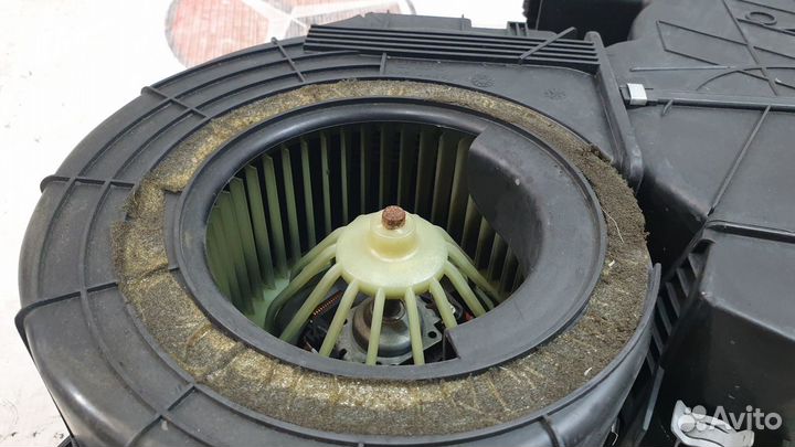 Печка салонная Mercedes-Benz Viano W639