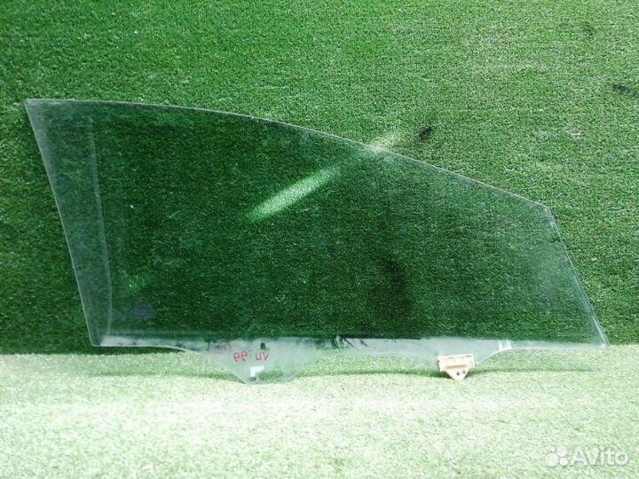 Стекло двери переднее левое Kia Ceed JD G4FG 2014