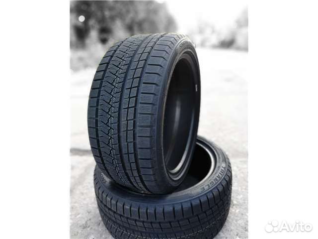 Triangle PL02 255/40 R18