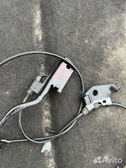 Передний правый датчик абс toyota rav 4