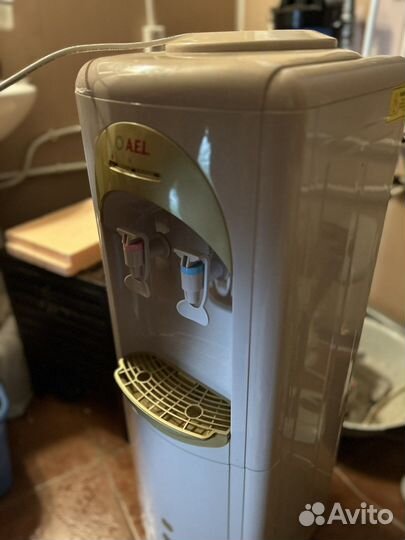 Кулер для воды